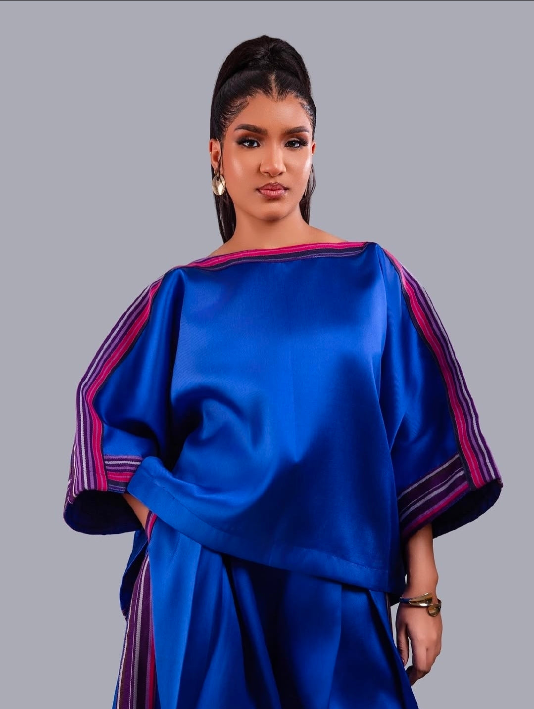 Manifest two piece set